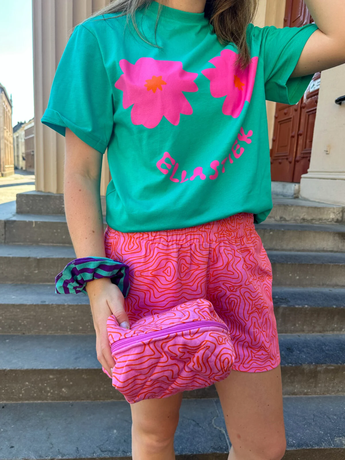 Gaby T-shirt - Diaz Scrunchie - Pip Make-up Bag