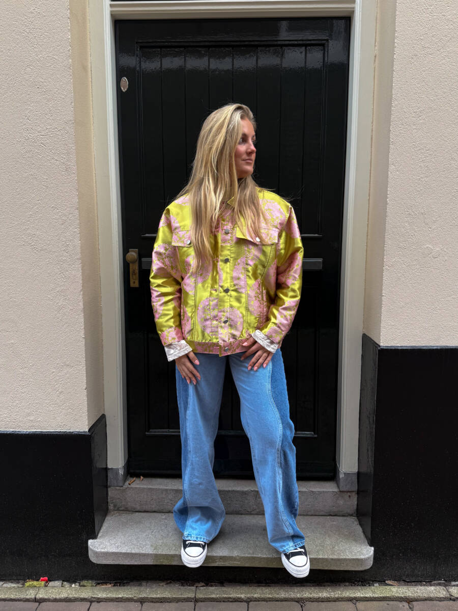 Joni Jas - Yve Broek Joni Jas - Yve Broek