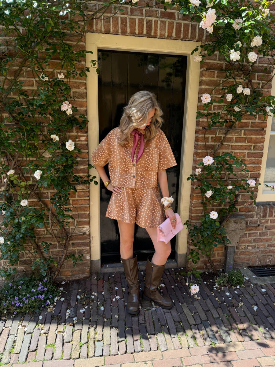 Adeline Blouse - Cindy Short